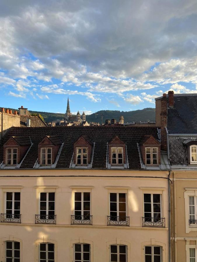 Au Coeur De La Ville Autun Bagian luar foto